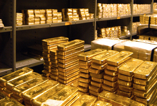 الذهب يربح أكثر من 4 دولارات في المعاملات الفورية