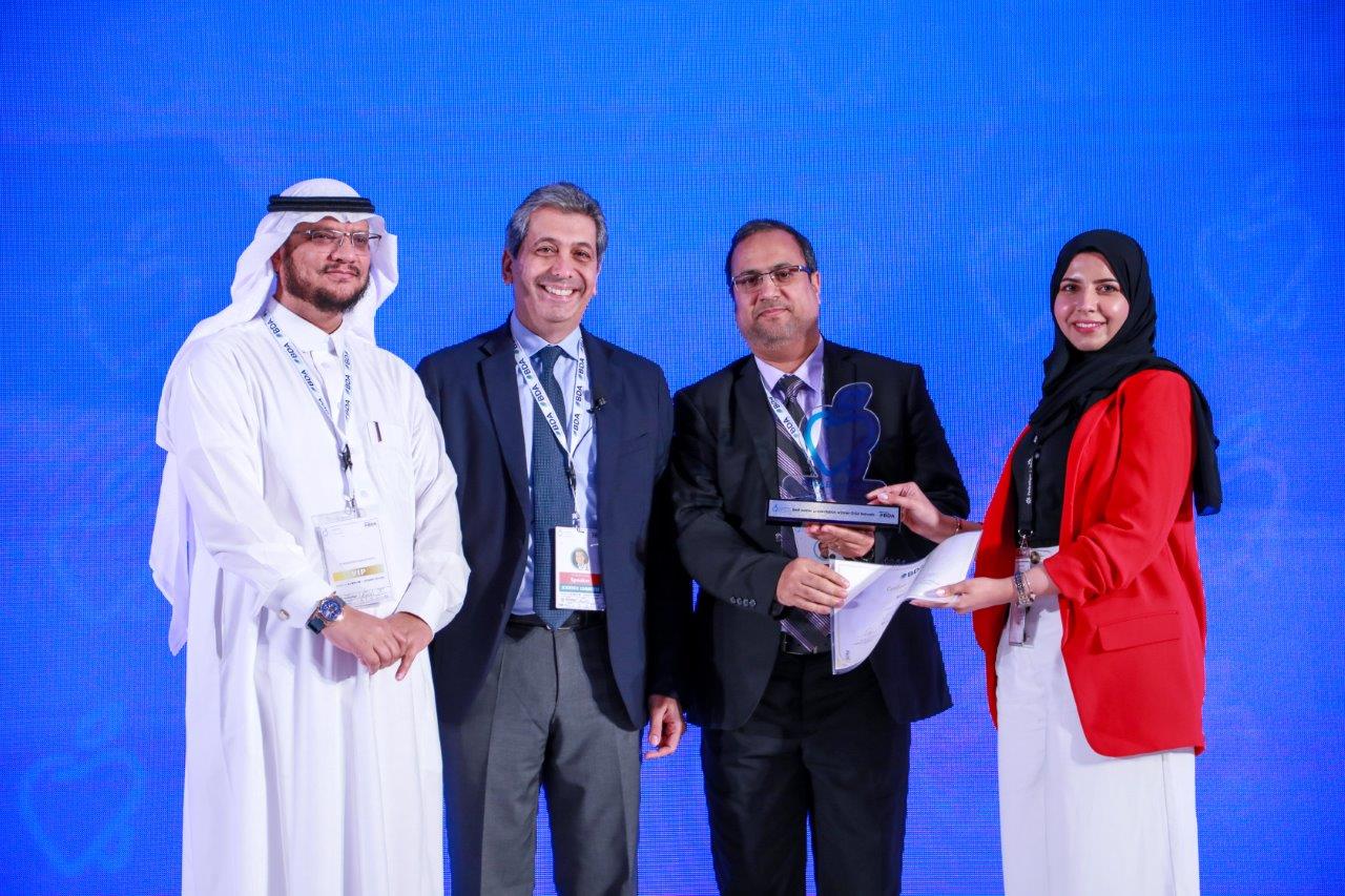 ‫جامعة عجمان تحصد الجائزة الأولى في مؤتمر البحرين الدولي لطب الأسنان‬