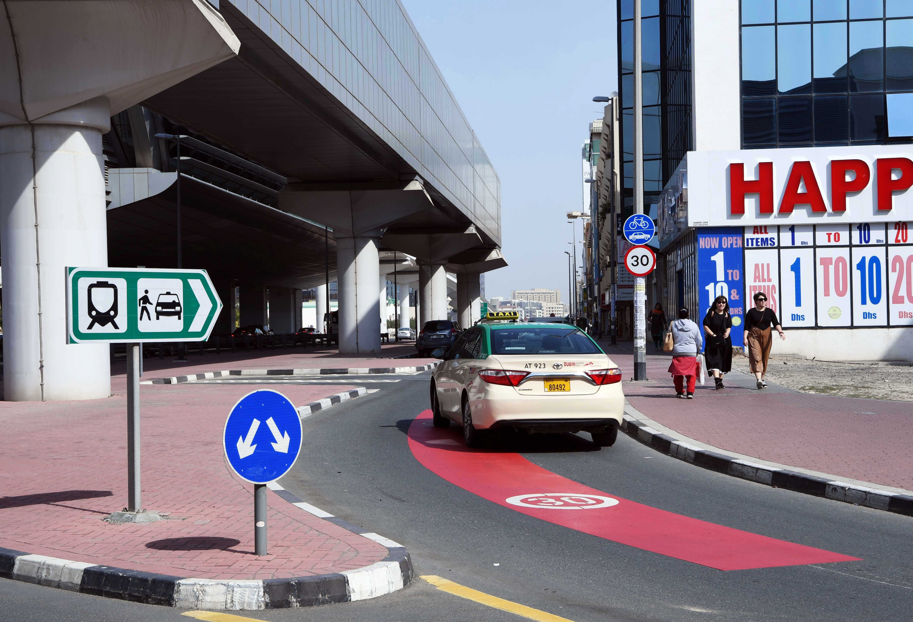 طرق دبي تنجز في مارس المرحلة الأولى من مشروع التنقل المرن