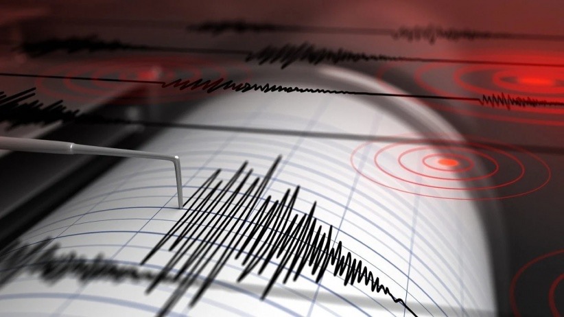 مركز رصد الزلازل الأوروبي المتوسطي: زلزال بقوة 6 درجات يضرب منطقة بجنوب إيران.
