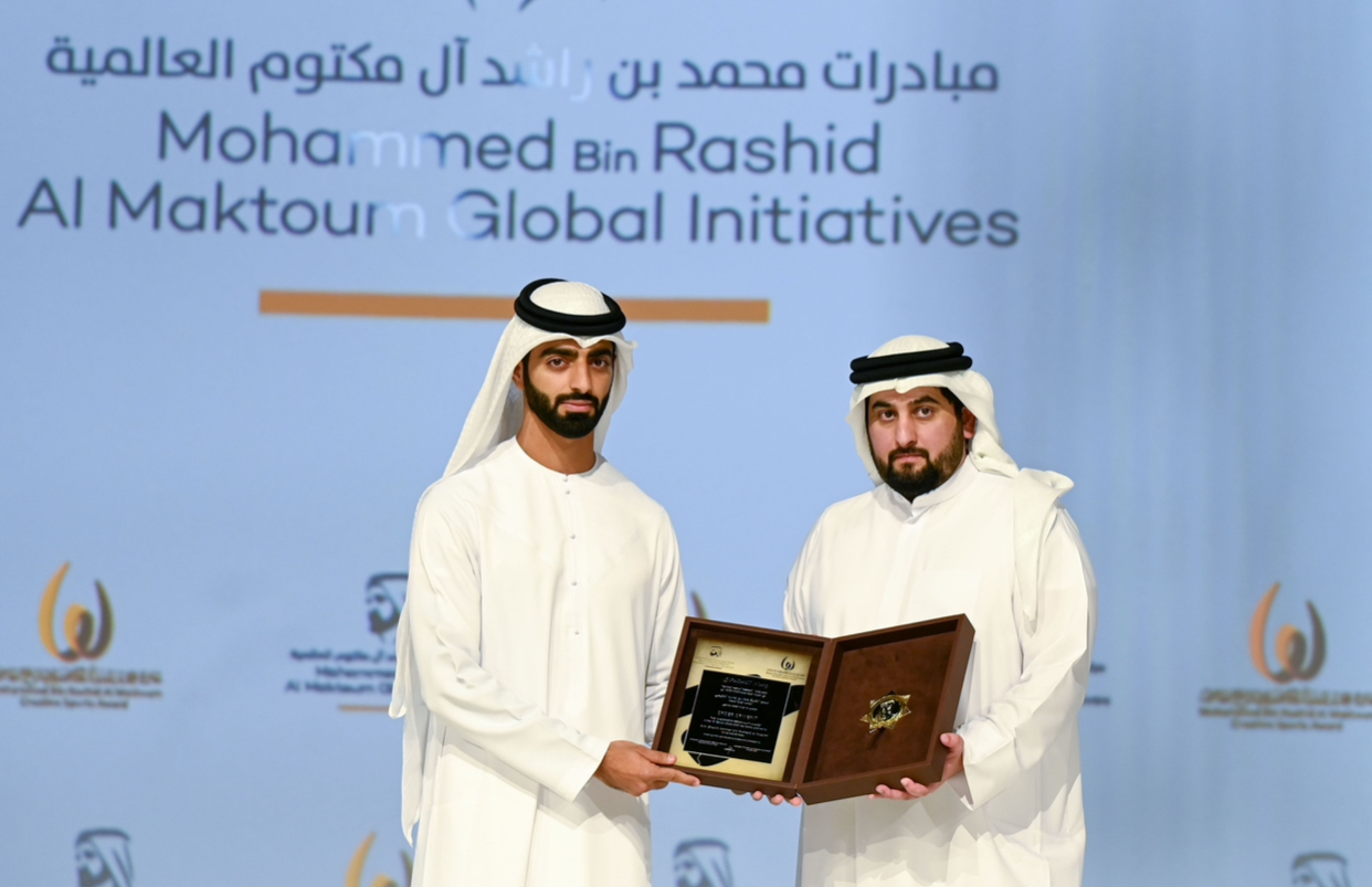 ولي عهد عجمان الفائز بجائزة "الشخصية الرياضية الإماراتية" 