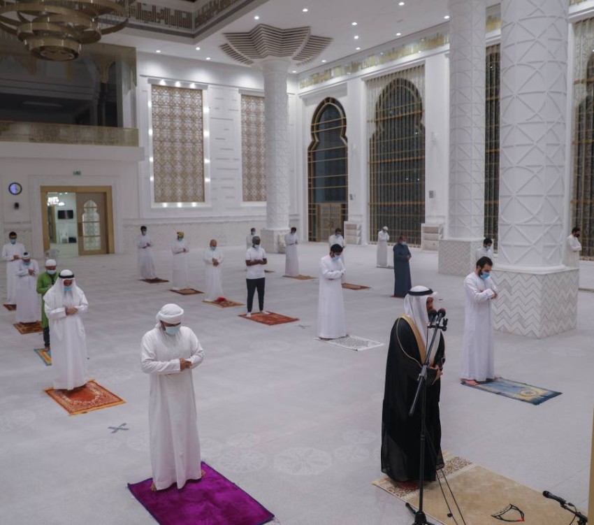 المركز الرسمي للإفتاء: صلاة التراويح في المنزل عند استشعار ازدحام المساجد المجاورة