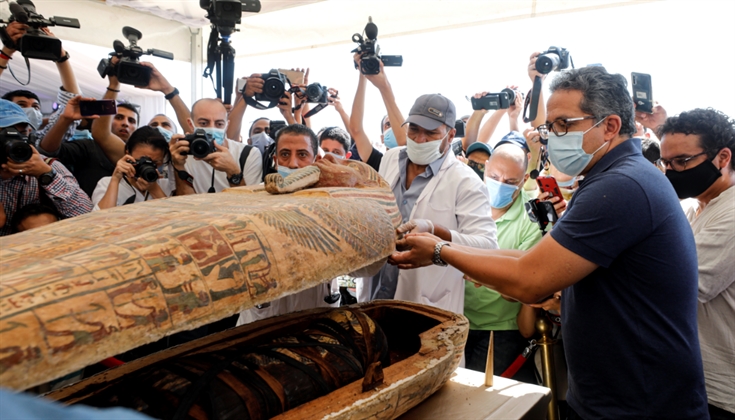كشف أثري مصري جديد بمنطقة سقارة يضم 59 تابوتاً داخل آبار للدفن
