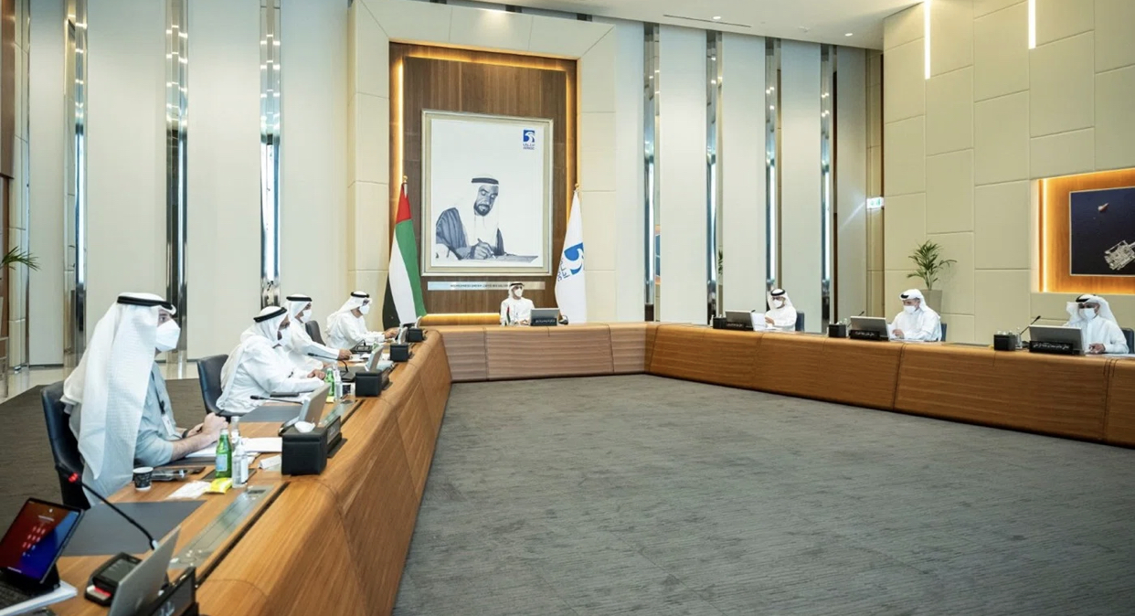 خالد بن محمد بن زايد يترأس اجتماع اللجنة التنفيذية لمجلس إدارة "أدنوك"