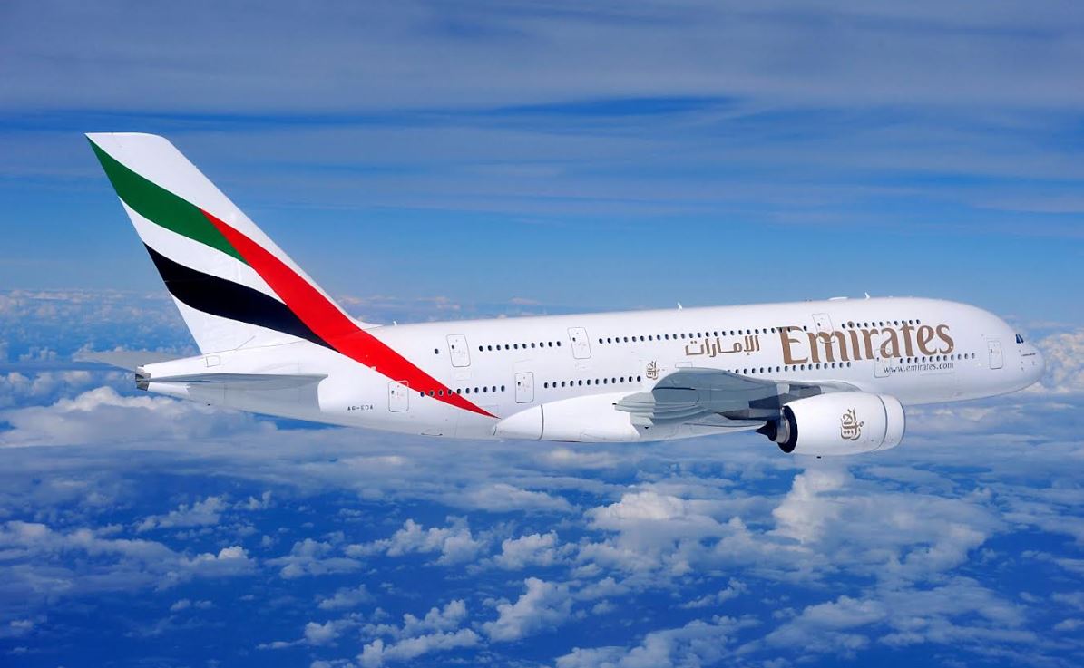 "طيران الإمارات" تمنح إقامة فندقية مجانية للمسافرين إلى دبي على جميع درجات السفر