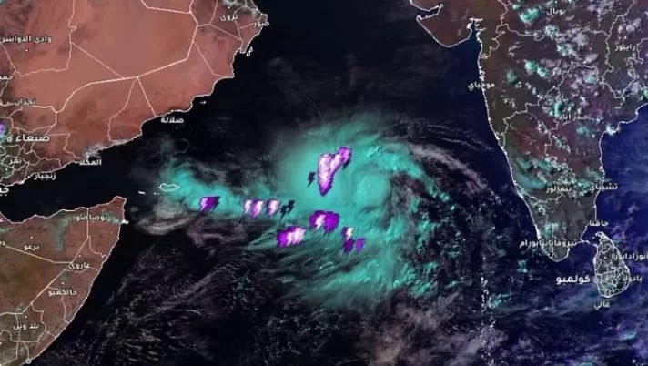 تعمق العاصفة المدارية «بيباجوري» في بحر العرب إلى إعصار خلال 48 ساعة