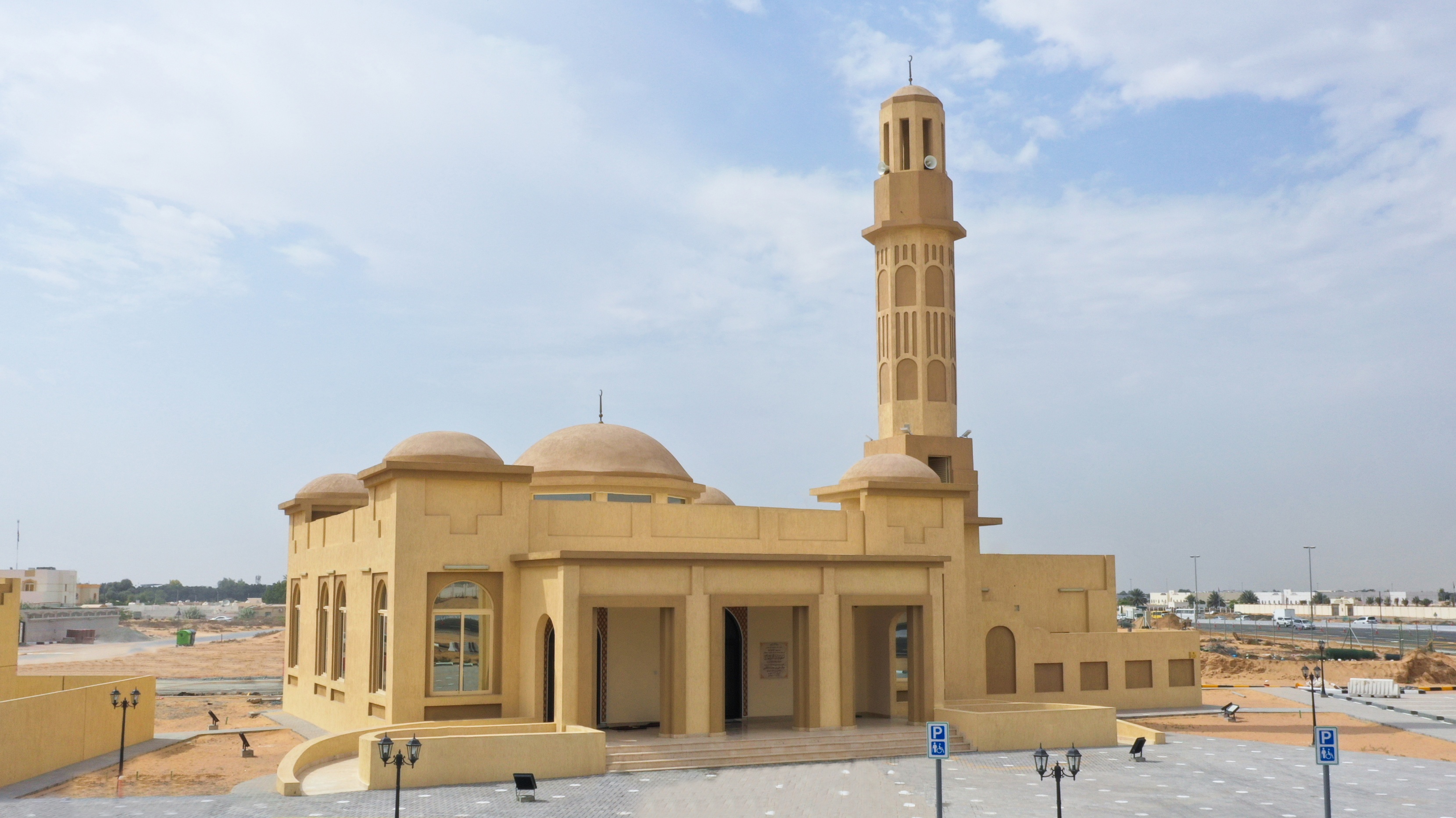 إسلامية الشارقة تفتتح مسجد الشفاعة في مدينة الشارقة