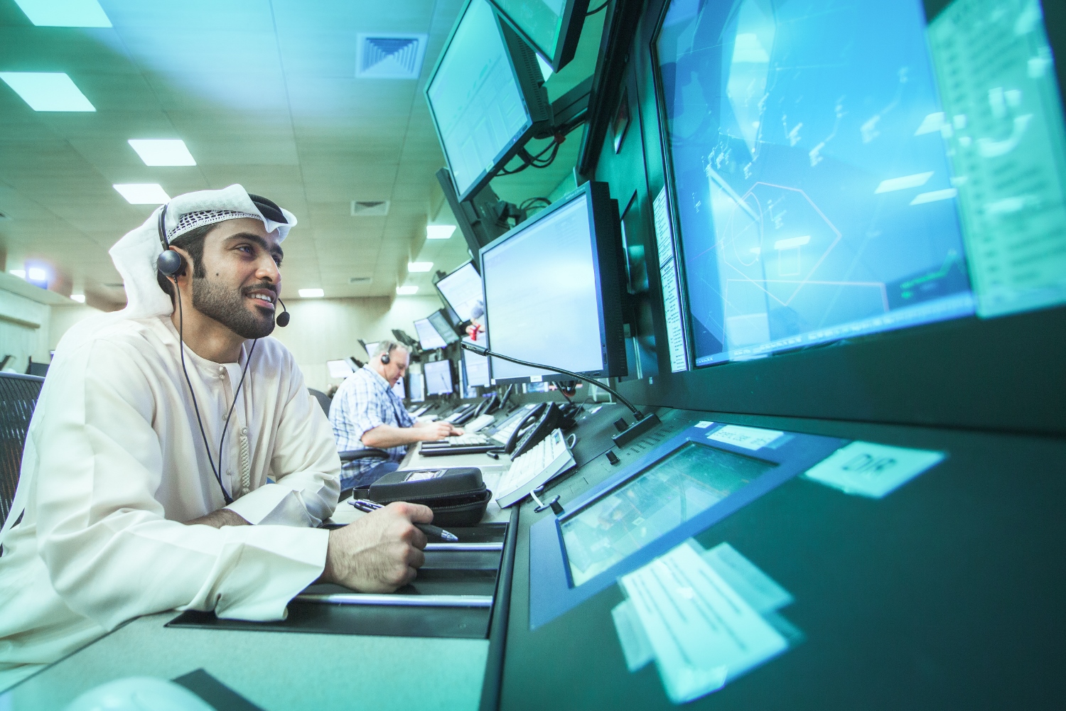 صعود الاستثمارات في الشرق الأوسط لتعزيز كفاءة مراقبة الحركة الجوية