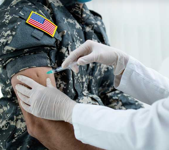 الجيش الأمريكي: الجندي الذي يرفض التطعيم قد يُفصل من الخدمة