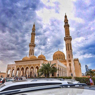 خطبة الجمعة في جميع مساجد الإمارات بعنوان: "الصدقُ سعادةٌ"