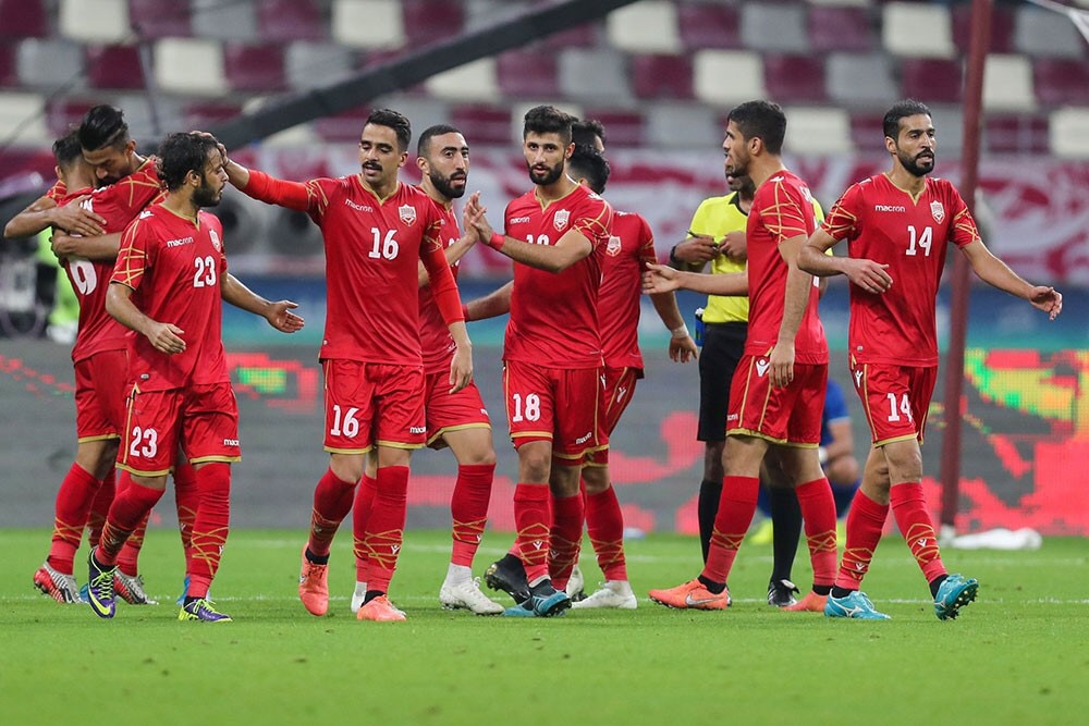 البحرين تحرز كأس الخليج العربي 24 للمرة الأولى في تاريخها بفوزها على السعودية بهدف نظيف.