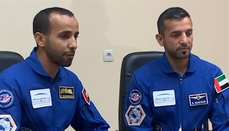 المنصوري والنيادي يدعوان شباب الإمارات للمشاركة في "رواد الفضاء"