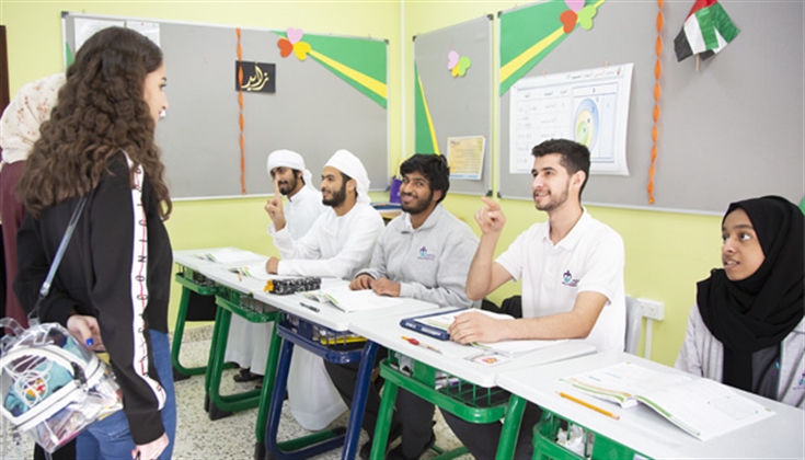 طالبات جامعة عجمان يُشدن بخدمات مدينة الشارقة الإنسانية