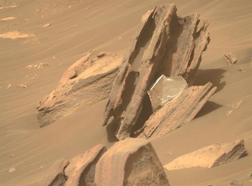 قمامة على سطح المريخ و