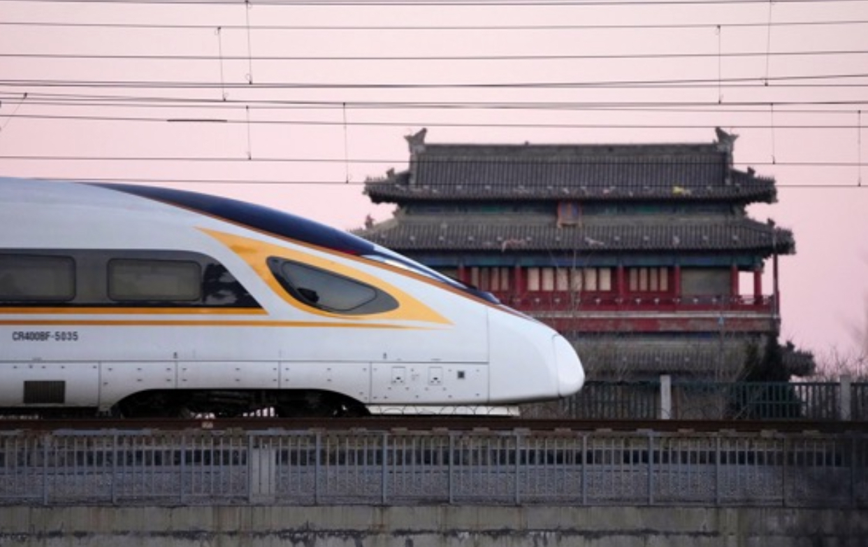 قطار صيني جديد فائق السرعة