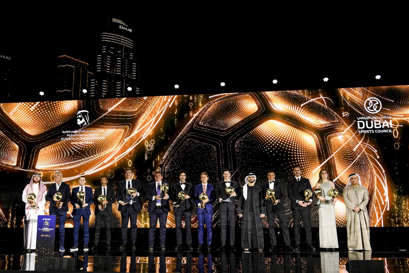 مؤتمر دبي الرياضي الدولي وجوائز 