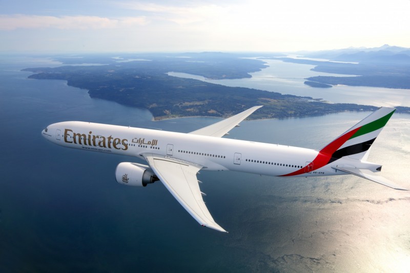 طيران الإمارات تُشغل رحلة يومية ثالثة إلى «لندن غاتويك»