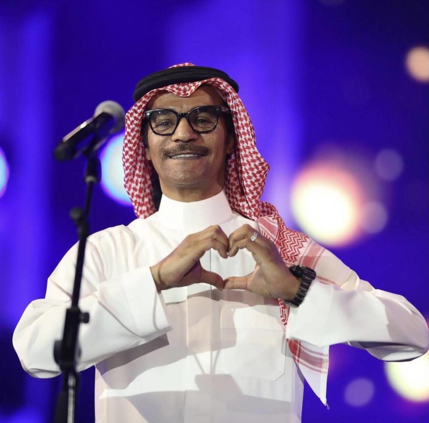 الفنان السعودي رابح صقر يعتذر عن تقديم الحفلات