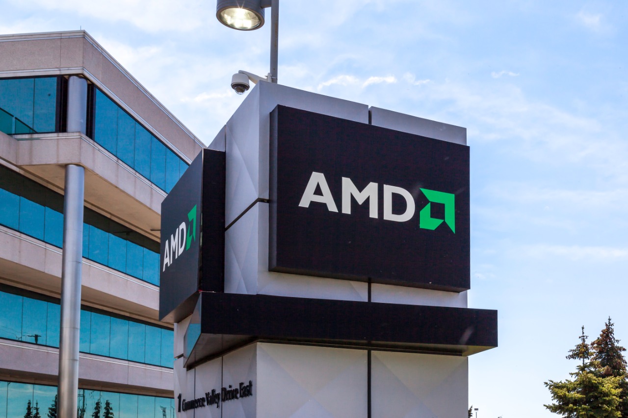 AMD تستعدّ لإطلاق معالج رسومات Radeon RX 6000 جديد في مارس