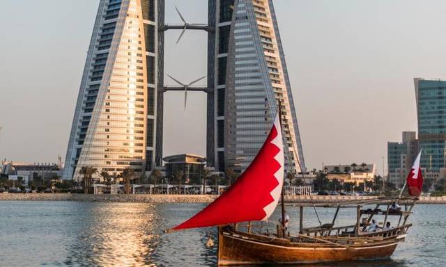 البحرين تقرر تأجيل الدراسة بسبب ارتفاع إصابات كورونا