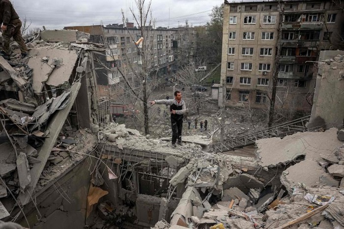 مسؤول روسي: 4 مصابين في قصف أوكراني لبلدة على الحدود