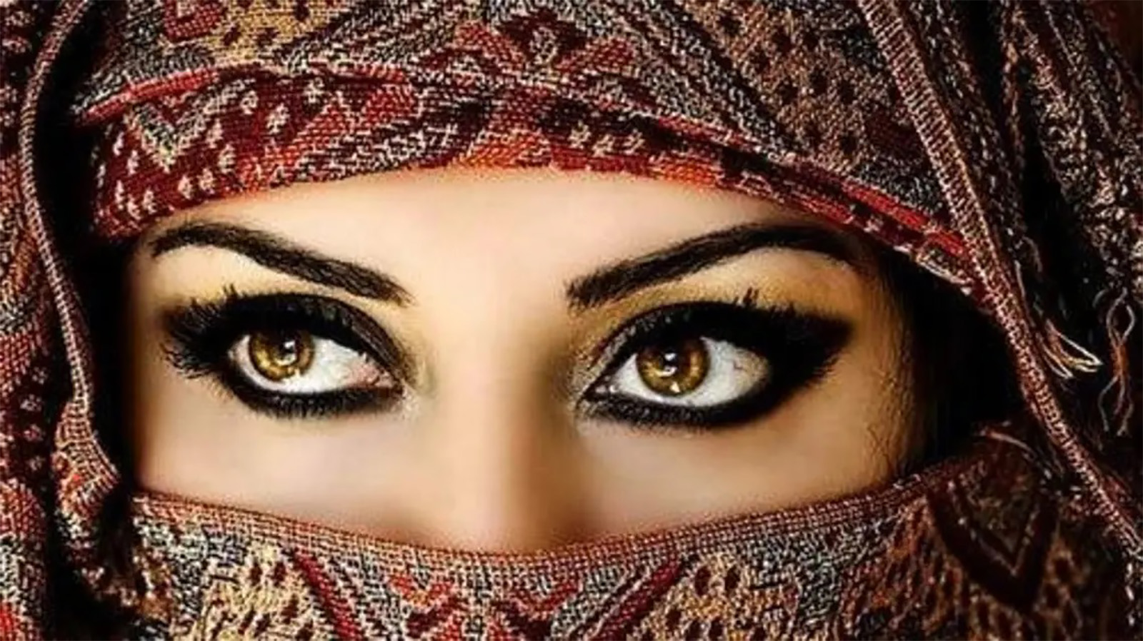 ترتيب أجمل النساء عربياً وعالمياً
