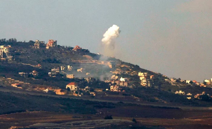 قصف إسرائيلي يستهدف شاحنة وقود شرقي لبنان