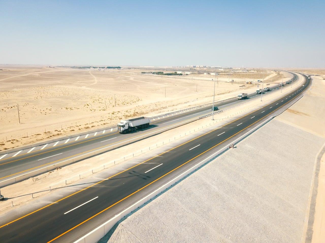 النقل المتكامل ومساندة ينجزان مشروع تطوير طريق سيح شعيب -الفاية بقيمة 100 مليون درهم