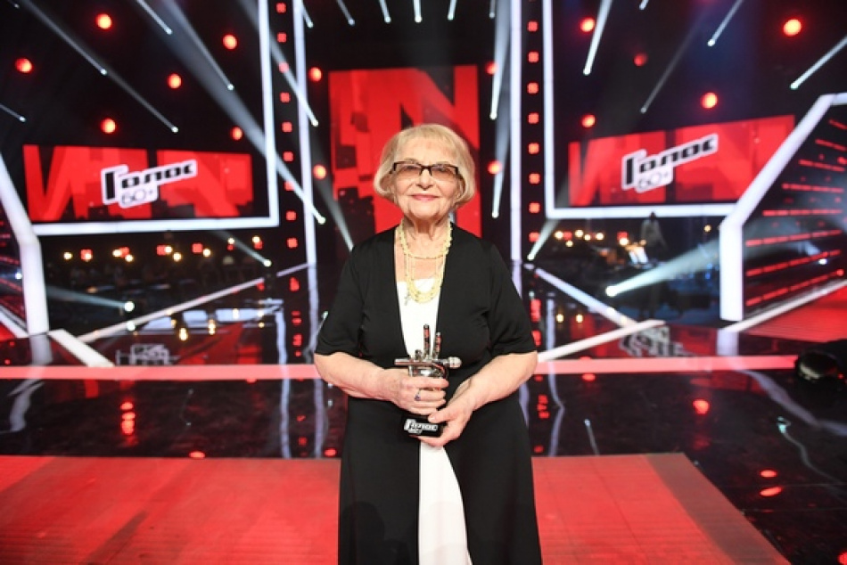 روسية (91 عاماً) تفوز بلقب مسابقة "ذا فويس +60" 