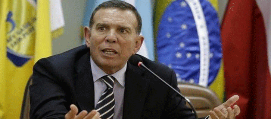 "فيفا" يوقف رئيس اتحاد الباراغواي السابق مدى الحياة