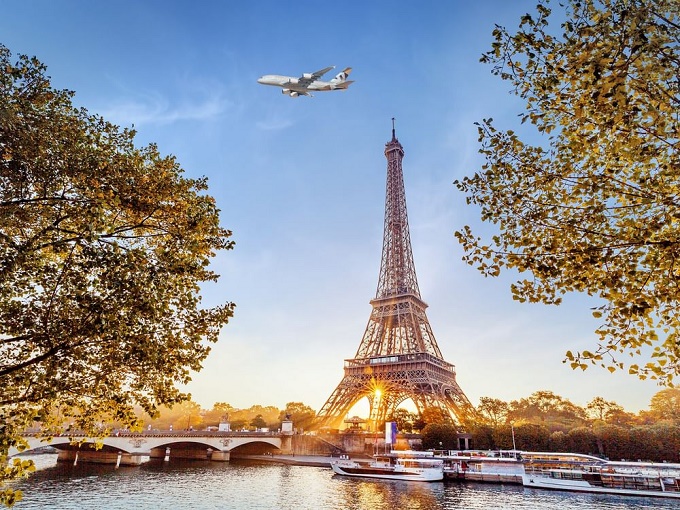 "الاتحاد للطيران" تبدأ عملياتها التشغيلية إلى باريس أول نوفمبر