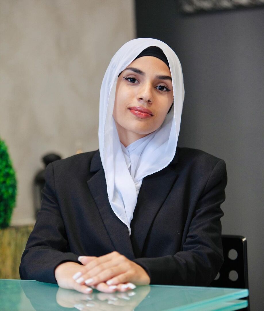 شابة مصرية عمرها 20 عاماً تترشح لانتخابات بلدية روما