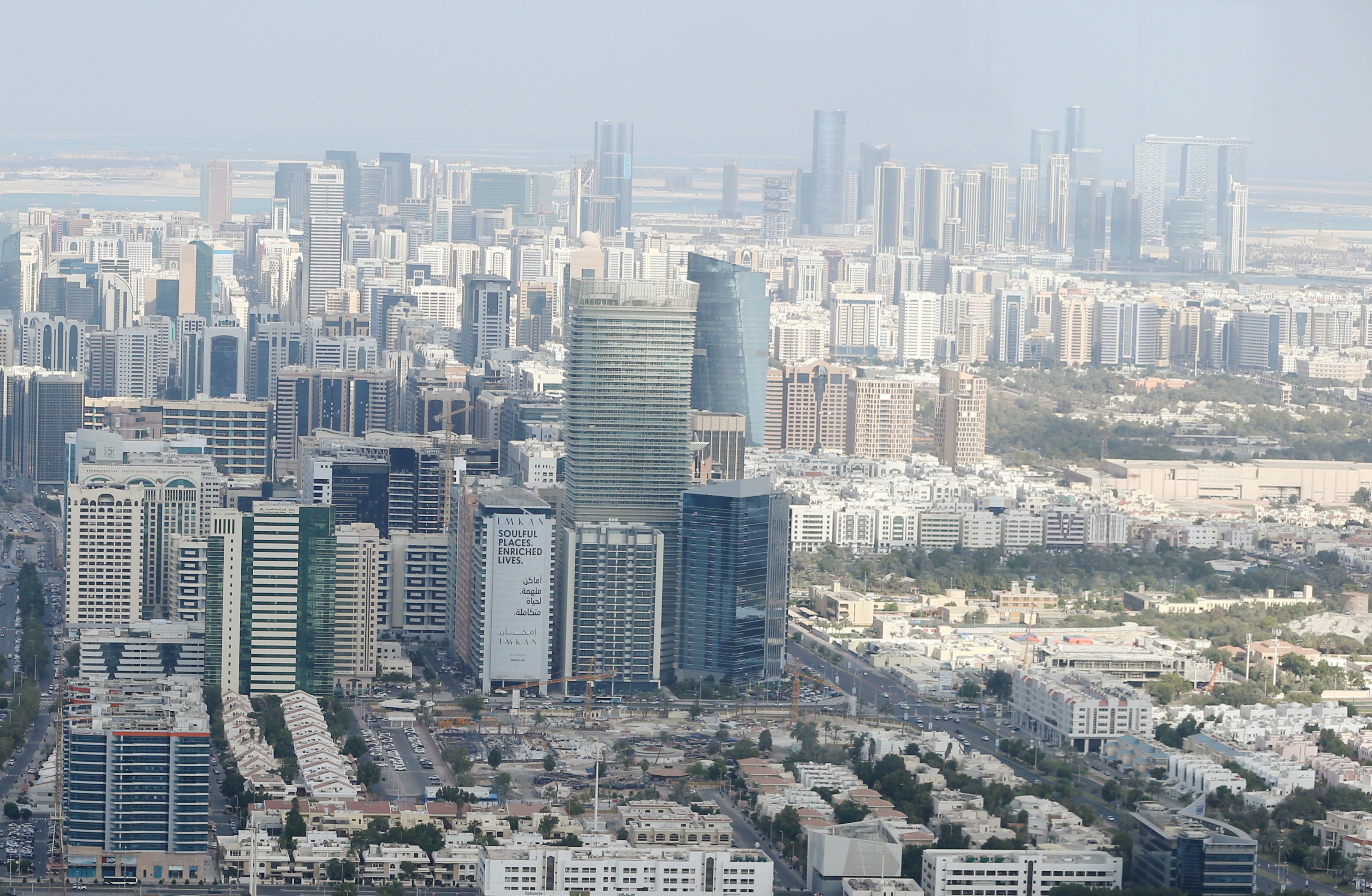 الإمارات تؤكد الاهتمام بجذب الاستثمارات الروسية