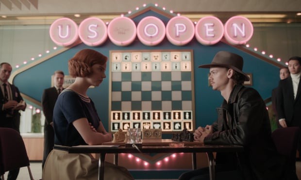 مسلسل مناورة الملكة يُحدث ضجة عالمية في عالم الشطرنج