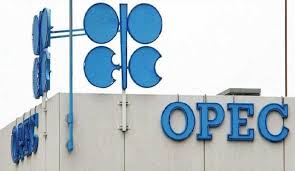 السعودية تدعو لاجتماع عاجل لدول "أوبك+" ودول أخرى لاعادة التوازن لاسوق النفط العالمية