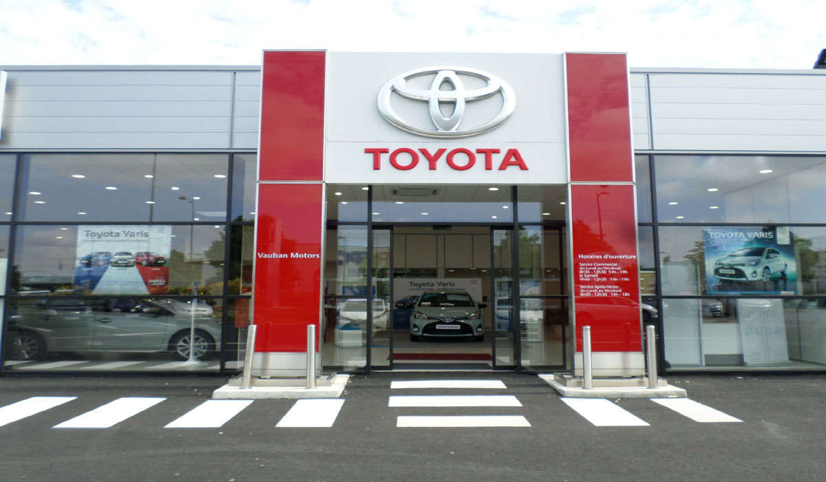 "تويوتا" تُعلن تراجع مبيعاتها بنسبة 34% بسبب "كورونا"