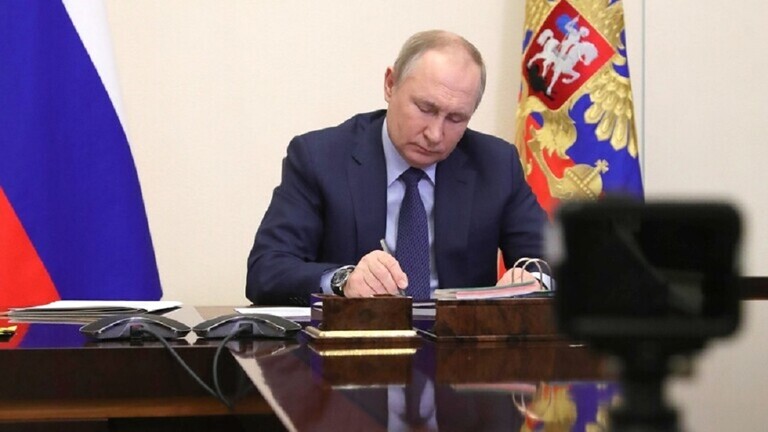 بوتين يوقع رسميا على مرسوم ضم المناطق الأوكرانية الأربعة