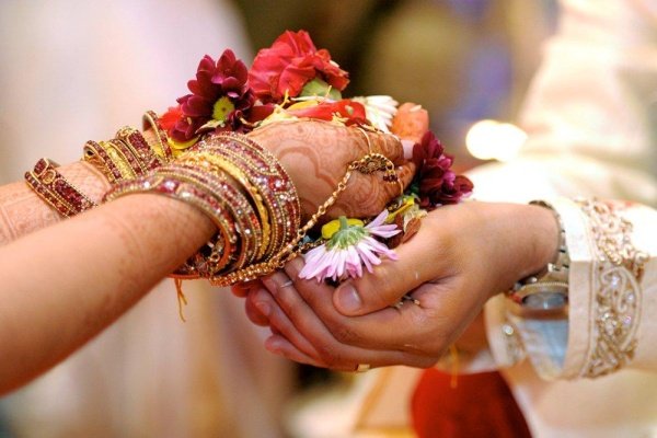 عروس تغادر حفل زفافها بسبب اختبار جدول الضرب