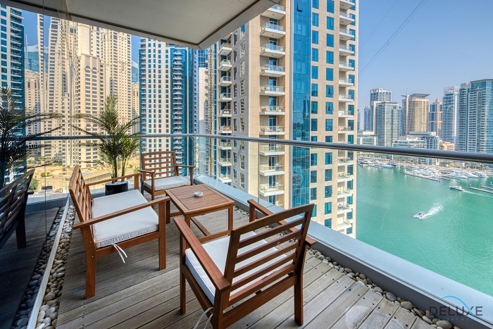 "دبي للاقتصاد والسياحة" تعزّز حوكمة "بيوت العطلات" وتعتمد مبادرة "رمز الاستجابة السريعة QR"