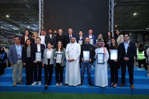 شركة وايت هيلمت التي تتخذ من السعودية مقراً لها تفوز ببطولة كأس العالم لريادة الأعمال لعام 2022