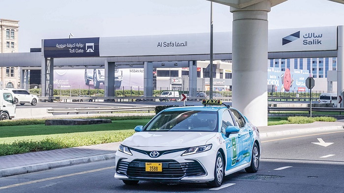 طرق دبي: عودة خدمات مركبات الأجرة والحافلات العامة ومراكز فحص المركبات وإسعاد ...