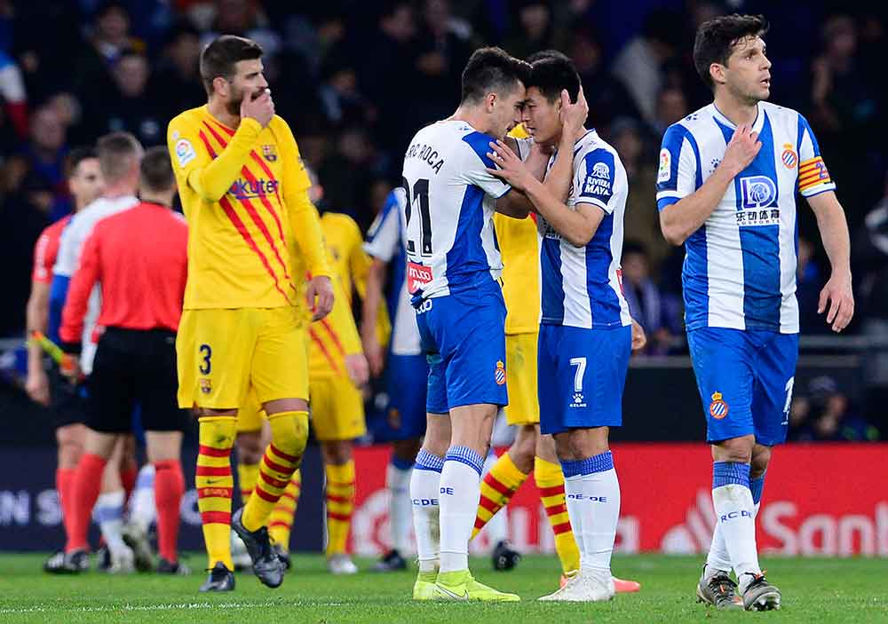 إسبانيول يفرض التّعادل على برشلونة في ديربي كتالونيا