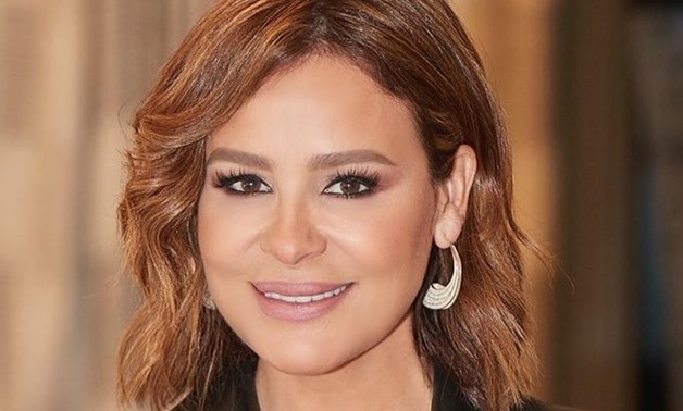كارول سماحة تكشف عن موعد إطلاق أغنيتها الجديدة 