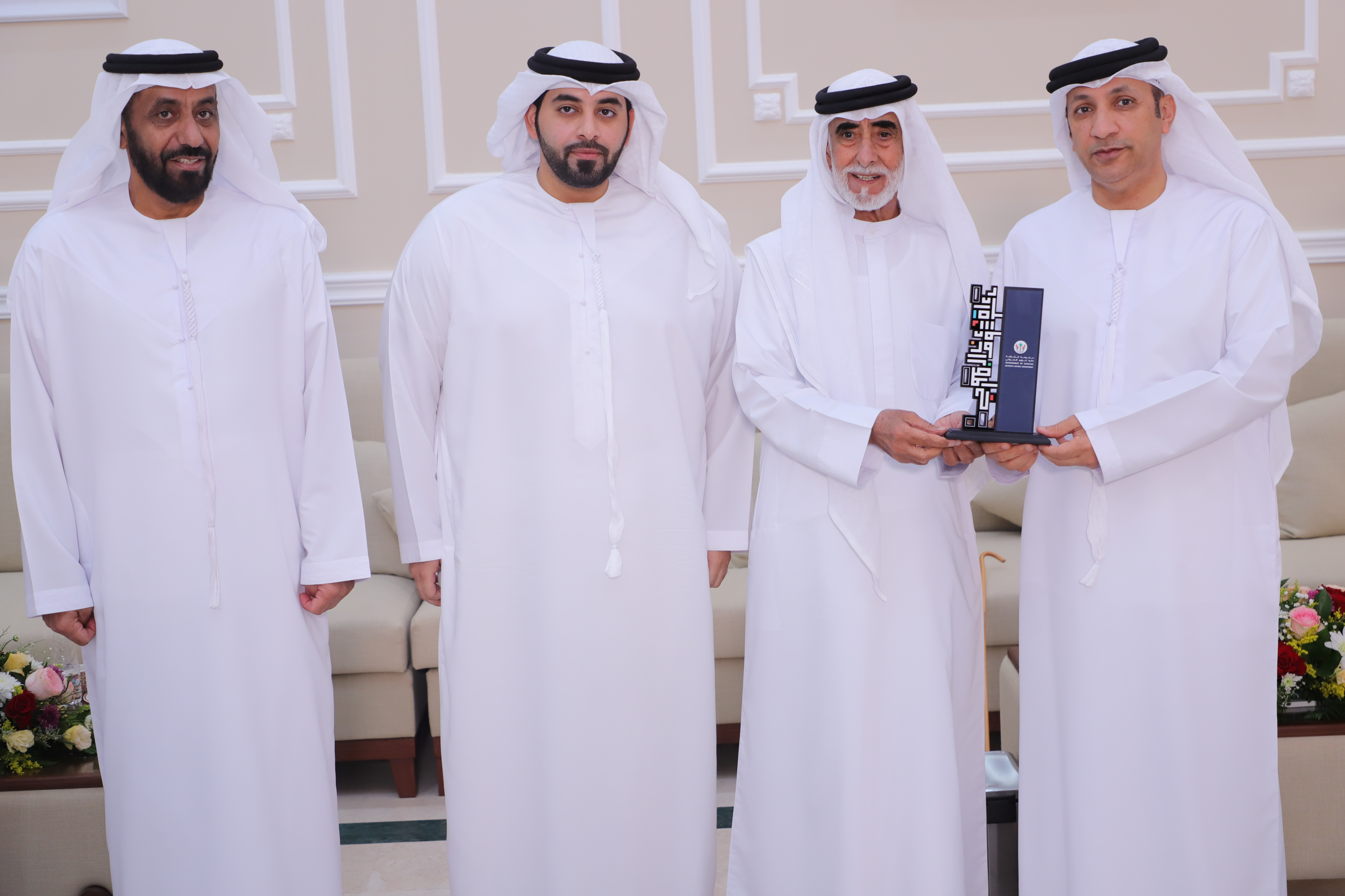 مجلس أولياء أمور الطلبة والطالبات في المنطقة الوسطى يعقد الملتقى التربوي الثالث بالذيد ويؤكد على أهمية الشراكة بين البيت والمدرسة في تنشئة جيل واعٍ وم