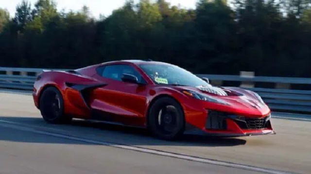 شفروليه كورفت ZR1 2025 تحطم سرعتها القصوى لتصبح أسرع سيارات GM