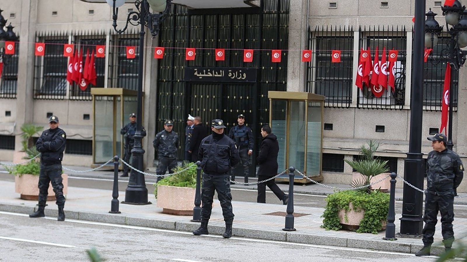 تونس تحبط هجوماً إرهابياً وتكشف عن مخطط يستهدف الرئيس