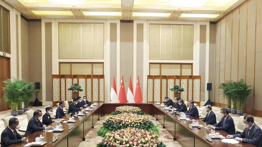 الرئيس الصيني يجري مباحثات مع نظيره الإندونيسي 
