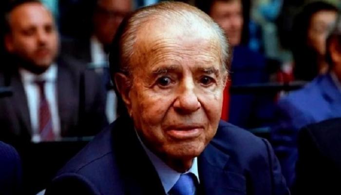 وفاة رئيس الأرجنتين السابق السوري الأصل كارلوس منعم