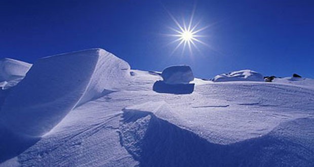 علماء يتوصلون إلى أسباب ارتفاع درجة حرارة القطب الجنوبي