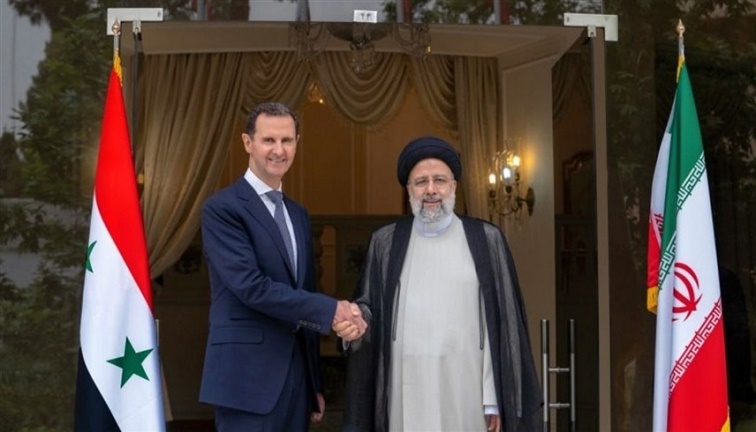 رئيسي يصل إلى دمشق في أول زيارة منذ 12 عاماً
